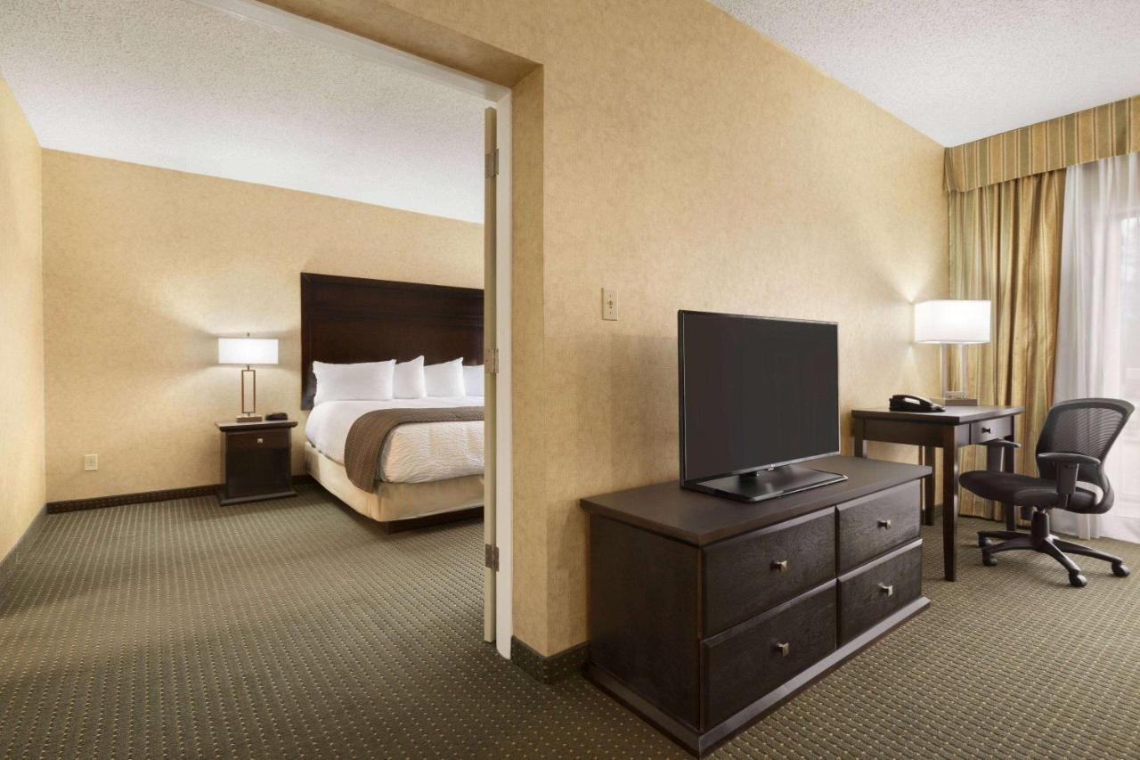 Days Inn By Wyndham Cranbrook Conference Centre מראה חיצוני תמונה