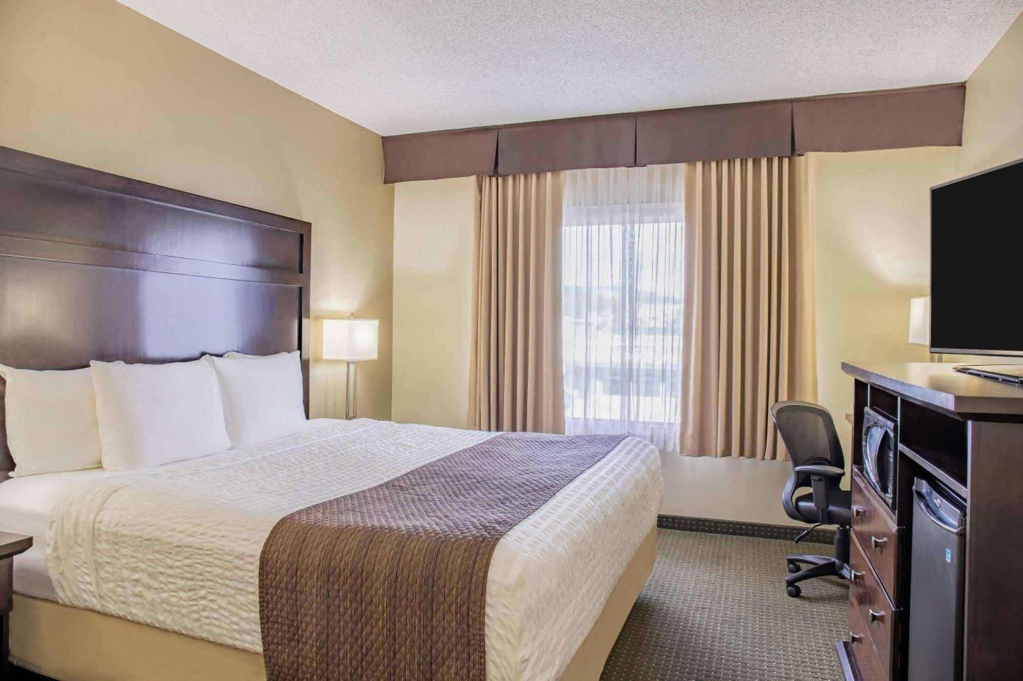 Days Inn By Wyndham Cranbrook Conference Centre מראה חיצוני תמונה